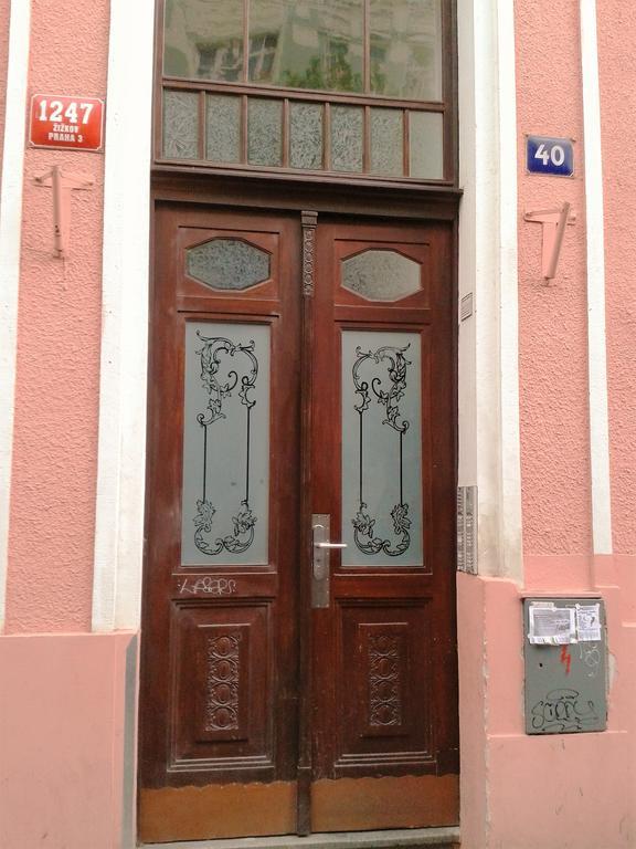 Apartment Sense Of Zizkov Prague Extérieur photo